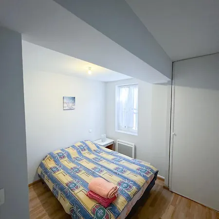 Maison 3 Chambres, Centre, Climatise, 6 Personnes Villa *